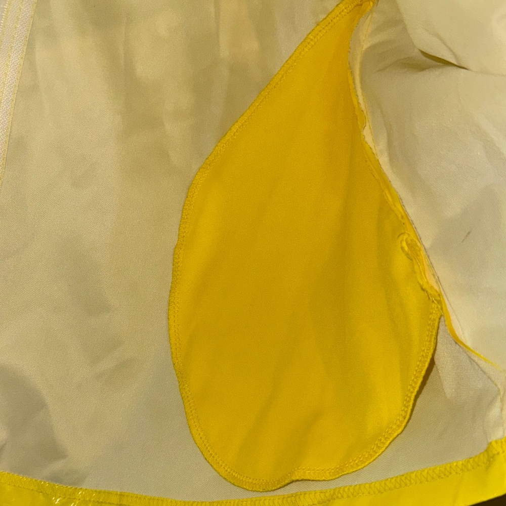Coraline Raincoat Costume - Picture 7 of 7
